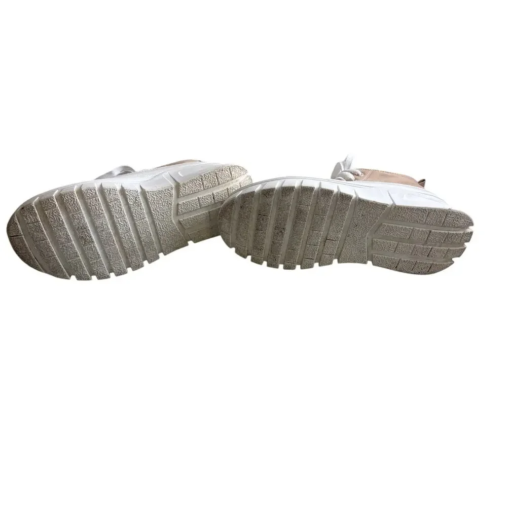 Beige Canvas Platform Sneakers Lug Sole Lace-Up Size 7 (Estimated)